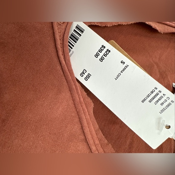 Urban Outfitters Small Milo Muscle Raw Edge Cropped V Neck Tank Top Brown - Picture 2 of 5